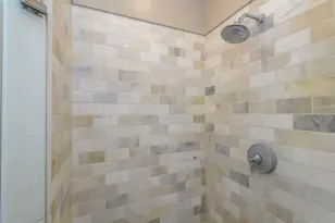 W247S8375 Stonehill Dr, Vernon, WI 53149 - Photo 50