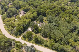 W247S8375 Stonehill Dr, Vernon, WI 53149 - Photo 74