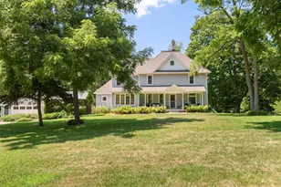 W247S8375 Stonehill Dr, Vernon, WI 53149 - Photo 1
