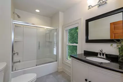 W247S8375  Stonehill Dr, Vernon, WI 53149 - Photo 64