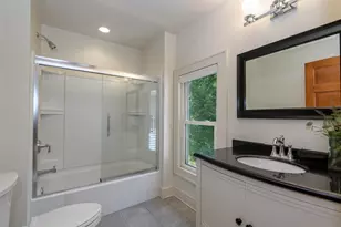 W247S8375 Stonehill Dr, Vernon, WI 53149 - Photo 64