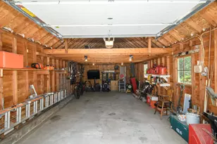 W247S8375 Stonehill Dr, Vernon, WI 53149 - Photo 18