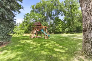 10105 N Parkside Ct, Mequon, WI 53092 - Photo 66