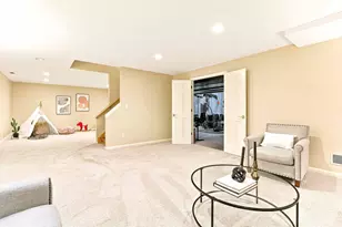 10105 N Parkside Ct, Mequon, WI 53092 - Photo 60