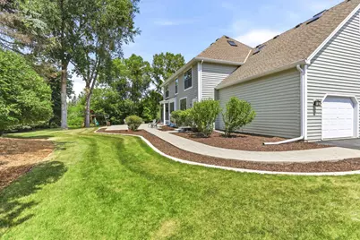 10105 N Parkside Ct, Mequon, WI 53092 - Photo 82