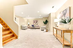 10105 N Parkside Ct, Mequon, WI 53092 - Photo 56