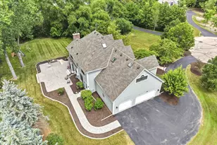 10105 N Parkside Ct, Mequon, WI 53092 - Photo 74