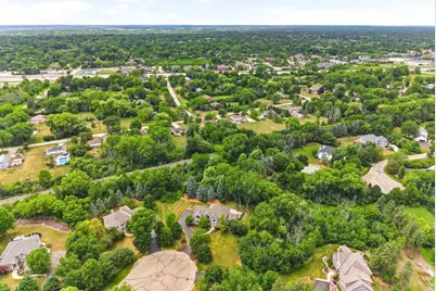 10105 N Parkside Ct, Mequon, WI 53092 - Photo 70
