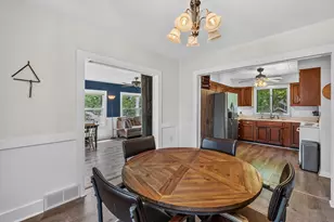 30421 Forest Dr, Burlington, WI 53105 - Photo 12