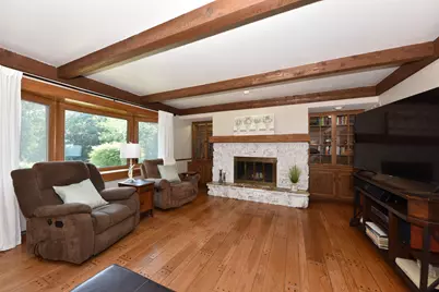 731  Tipperary Ln, Erin, WI 53027 - Photo 2