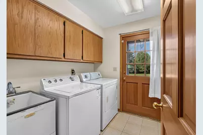 10531 N Haddonstone Pl, Mequon, WI 53092 - Photo 18