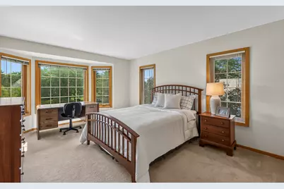 10531 N Haddonstone Pl, Mequon, WI 53092 - Photo 24