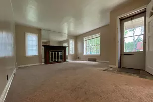 4924 N 73rd St, Milwaukee, WI 53218 - Photo 6