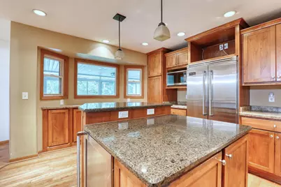 N52W21868  Virginia Ln, Menomonee Falls, WI 53051 - Photo 10