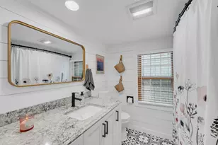 173 W Highland Ave, Burlington, WI 53105 - Photo 34