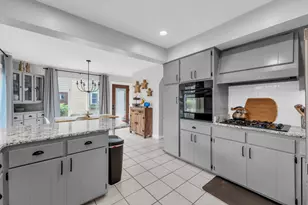 173 W Highland Ave, Burlington, WI 53105 - Photo 14