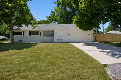 8189 N 54th St, Brown Deer, WI 53223 - Photo 1