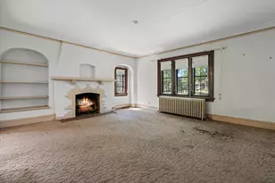 5072 N Larkin St, Whitefish Bay, WI 53217 - Photo 4