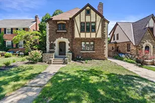5072 N Larkin St, Whitefish Bay, WI 53217 - Photo 1