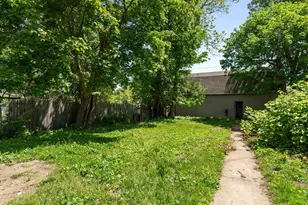1823 N 7th St, Sheboygan, WI 53081 - Photo 24