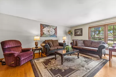 7710 S Logan Ave, Oak Creek, WI 53154 - Photo 2