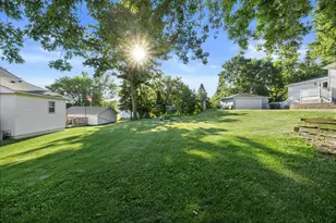 8417 200th Ave, Bristol, WI 53104 - Photo 4