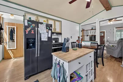 1326  Adams St, La Crosse, WI 54601 - Photo 8