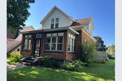 1326  Adams St, La Crosse, WI 54601 - Photo 2