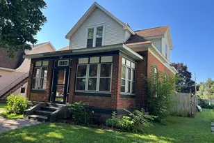 1326 Adams St, La Crosse, WI 54601 - Photo 2
