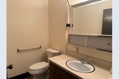 1828  Wisconsin Ave, New Holstein, WI 53061 - Photo 10