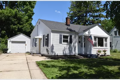 2030  Webster St, Racine, WI 53406 - Photo 26
