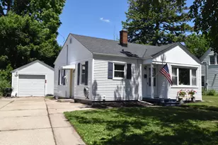 2030 Webster St, Racine, WI 53403 - Photo 26