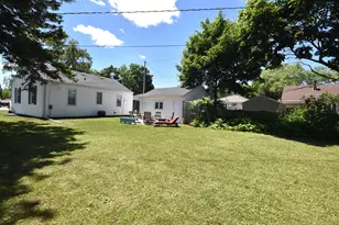 2030 Webster St, Racine, WI 53403 - Photo 30