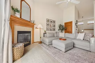 832 Ashley Ave, Port Washington, WI 53074 - Photo 4