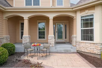 W197N5635  Powell Dr, Menomonee Falls, WI 53051 - Photo 2
