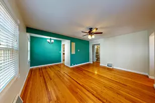 302 E Dodge St, Jefferson, WI 53549 - Photo 8