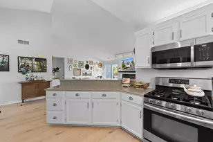 1076 Lakeland Way, Geneva, WI 53147 - Photo 16