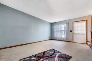 4106 W Cherrywood Ln, Brown Deer, WI 53209 - Photo 2