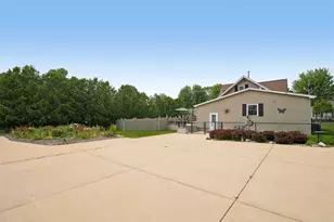 1212 6th St, Algoma, WI 54201 - Photo 24