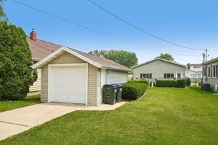 1212 6th St, Algoma, WI 54201 - Photo 26