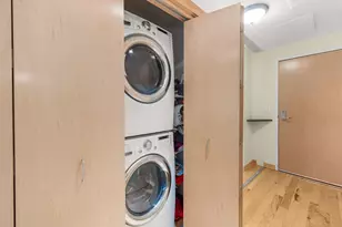 106 W Seeboth St, Milwaukee, WI 53204 - Photo 8