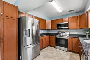 222 Millwood Ln, Waukesha, WI 53188 - Photo 22