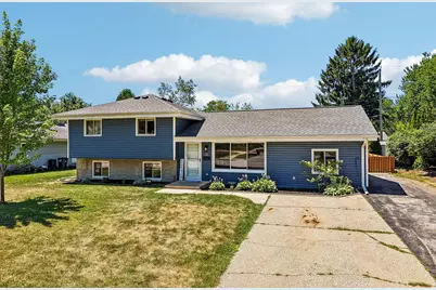 222  Millwood Ln, Waukesha, WI 53188 - Photo 48