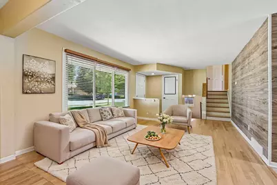 222  Millwood Ln, Waukesha, WI 53188 - Photo 12