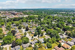 222 Millwood Ln, Waukesha, WI 53188 - Photo 58