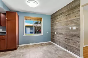 222 Millwood Ln, Waukesha, WI 53188 - Photo 18