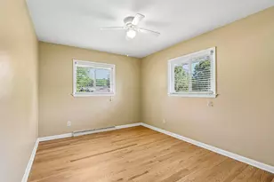 222 Millwood Ln, Waukesha, WI 53188 - Photo 34