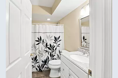 303  Parkview Ct, Hartland, WI 53029 - Photo 26