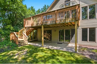 303  Parkview Ct, Hartland, WI 53029 - Photo 34
