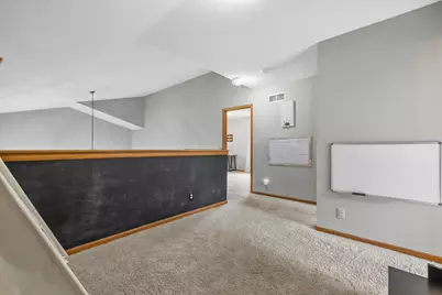905 E Twin Oaks Dr, Oak Creek, WI 53154 - Photo 20